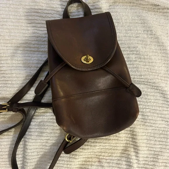 バッグ old coach vintage leather backpack bag Coach Vintage 9960 Black Leather Weekender Daypack Backpack